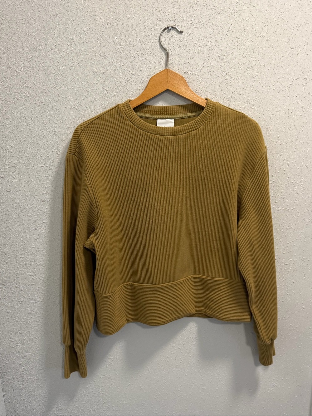 Varley Maybrook Ribbed Pullover
Sweatshirt Boxy Antique Bronze Size medium